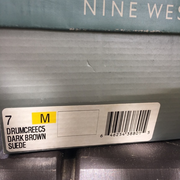 🎉4XHP🎉 EUC Nine West Tie Wedges - Picture 7 of 7